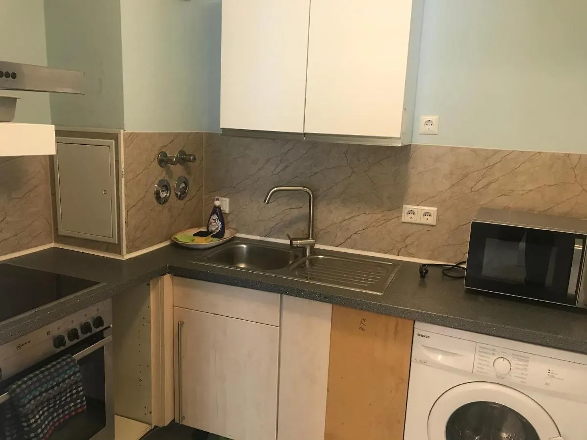 Baynunah Suites Aparthotel Munich