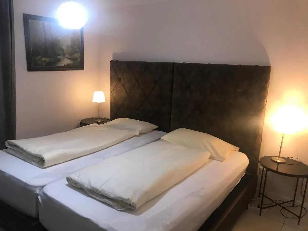 Baynunah Suites Aparthotel Múnich 0*,  Alemania